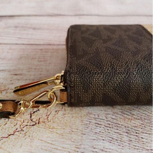 Michael Kors Signature Continental Zip Around Wallet Wristlet Metallic Logo - Picture 13 of 13
